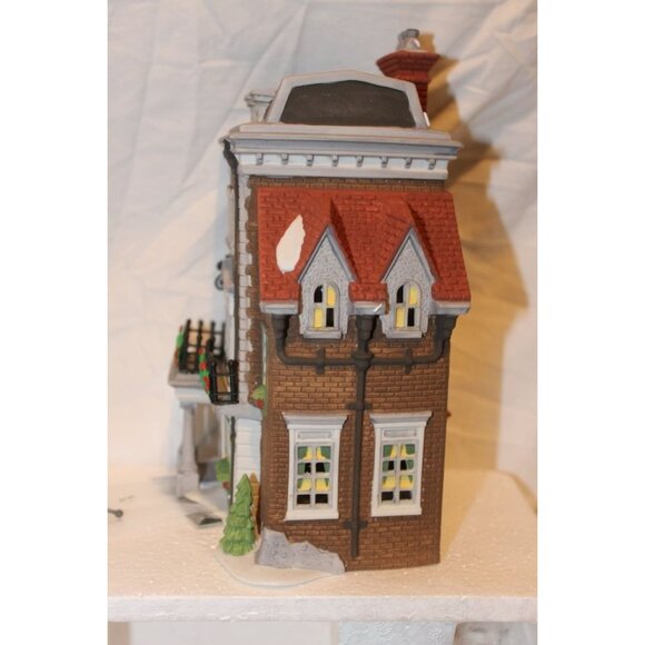 Dept 56 Dickens Village - Crown & Cricket Inn - Picture 2 of 6